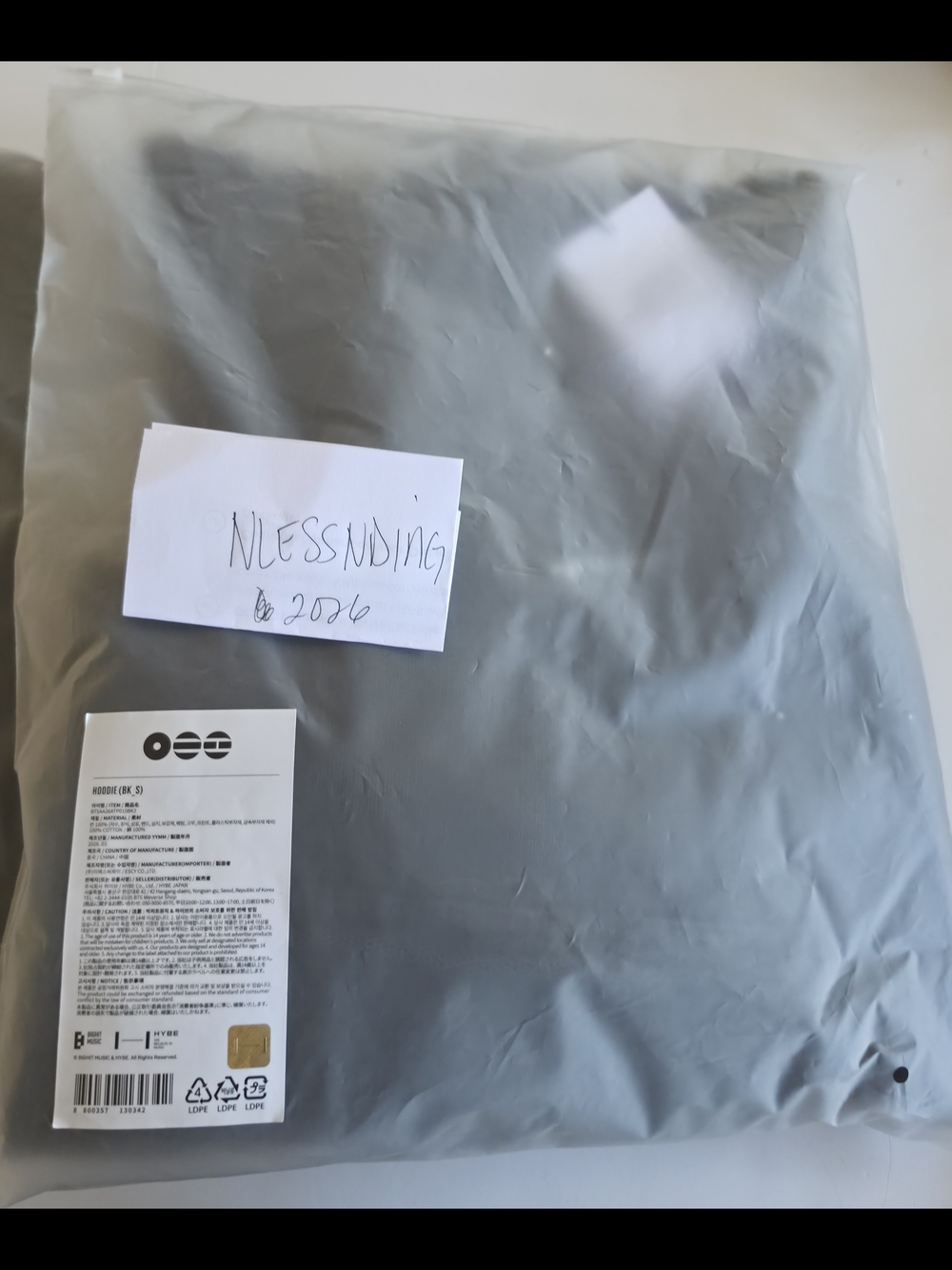 Rare Size Small Bts Black Paint-Splatter Hoodie Arirang Official Tour Merch NIB - Picture 3 of 3